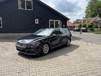 Unfallwagen Volkswagen Passat VARIANT GTE 1.4 PLUG IN DSG NAVI CLIMA CAMERA LED CRUISE B>J 2022 2022/1