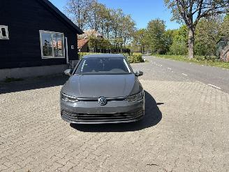 Volkswagen Golf 8 TSI 110 PK NAVI CLIMA CAMERA LED PDC PRIVACY GLASS B.J 04-2023 picture 8