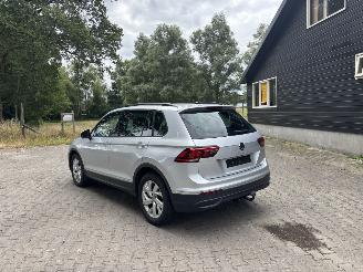 Volkswagen Tiguan 1.5 AUTOMAAT 150 PK NAVI CLIMA CAMERA LED TREKHAAK B.J 2024 picture 4