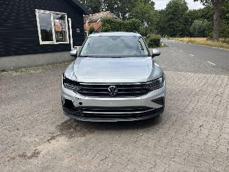 Volkswagen Tiguan 1.5 AUTOMAAT 150 PK NAVI CLIMA CAMERA LED TREKHAAK B.J 2024 picture 18