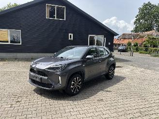 Auto incidentate Toyota Yaris Cross HYBRIDE 1.5 AUTOMAAT NAVI CLIMA CAMERA PDC B.J 06-2023 2023/9
