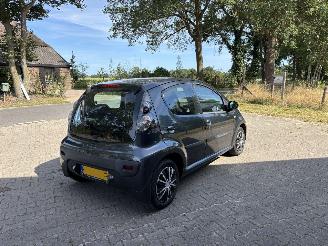 Citroën  1.0 12V AMBAINCE 5-DRS AIRCO STUURBEKR ELEC PAKKET B.J 08-2005 picture 2