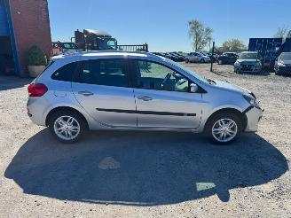 Renault Clio III GRANDTOUR EXCEPTION picture 3