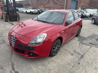 krockskadad bil auto Alfa Romeo Giulietta  2012/4