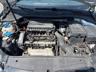 Volkswagen Golf 1.4 16V Hatchback  Benzine 1.390cc 59kW (80pk) FWD 2008-10/2012-11  CGGA picture 16