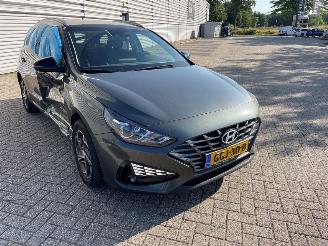 uszkodzony samochody osobowe Hyundai I-30 1.0 T-GDI 12V Combi/o  Benzine 998cc 88kW (120pk) FWD 2023/4