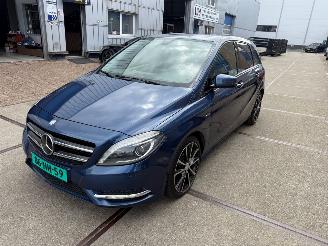 Coche accidentado Mercedes B-klasse 200 CDI Business Class / Harman Kardon / Automaat / 2012/6