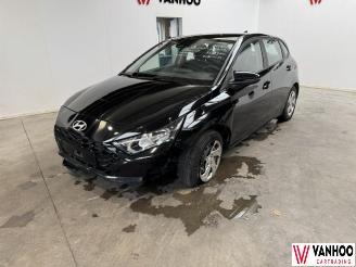 Vaurioauto  passenger cars Hyundai I-20  2025/4