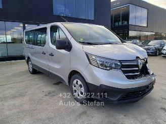 uszkodzony samochody osobowe Renault Trafic ZEN 2024/3