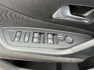 Peugeot 308 BENZINE - AUTOMATIC picture 18
