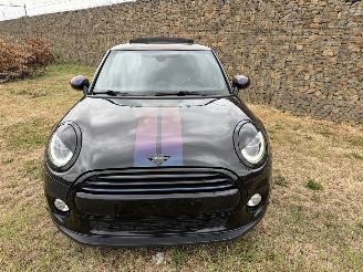 Unfallwagen Mini Cooper AUTOMATIC -- FULL OPTION 2018/1