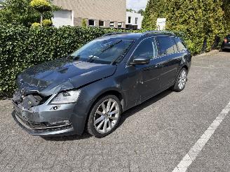 Schadeauto Skoda Octavia 1.0 TSI Greentech Style Business search 2018/1