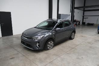 Schadeauto Kia Stonic SEDAN 2021/9