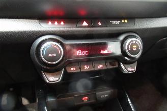 Kia Stonic SEDAN picture 23