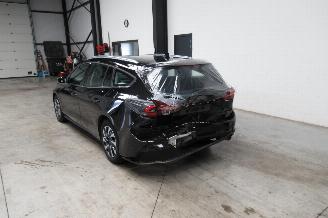 Ford Focus TITANIUM picture 3