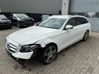 damaged passenger cars Mercedes E-klasse MERCEDES E220D AMG 2017 2017/3
