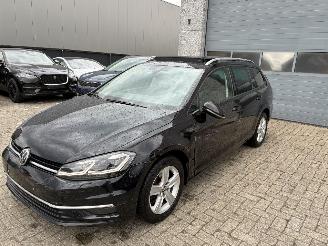 Voiture accidenté Volkswagen Golf VW GOLF 7 1.6TDI DSG 2018 2018/7