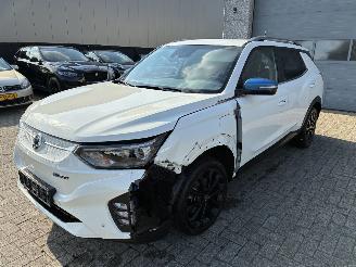 uszkodzony samochody osobowe Ssang yong Korando SSANGYONG KORANDO e-MOTION 2023 2023/12
