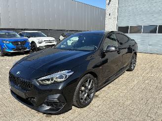 krockskadad bil auto BMW 2-serie BMW 218D M 2023 2023/6