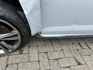 Volkswagen Polo VW POLO 1.0I 2019 R LINE picture 4