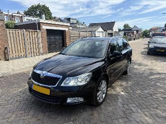 Auto incidentate Skoda Octavia 1.2 TSI Elegance Business Line AUTOMAAT 2012/1