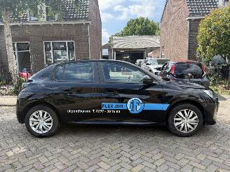 Peugeot 208 .2 PureTech Active picture 6