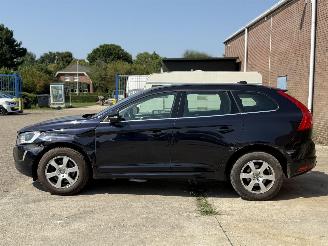 Volvo Xc-60 2.0 D3 FWD AUTOMAAT picture 11