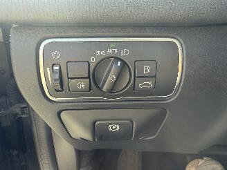 Volvo Xc-60 2.0 D3 FWD AUTOMAAT picture 23