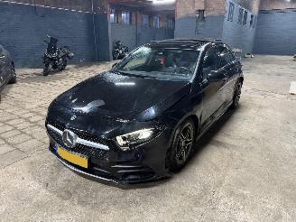 Schadeauto Mercedes A-klasse A200 AMG PAKKET PANO SFEER 2018/1