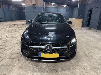 Mercedes A-klasse A200 AMG PAKKET PANO SFEER picture 5