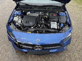 Mercedes A-klasse A200 nieuwe model AMG PANO SFEER picture 9