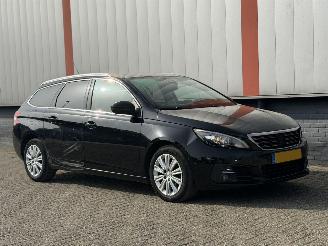 Auto incidentate Peugeot 308 1.6 BlueHDI AUTOMAAT 2017/1