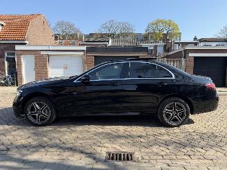 Mercedes E-klasse 300de 4 Matic AMG PANO picture 11
