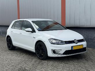 Unfallwagen Volkswagen Golf 1.4 TSI GTE DSG 2015/1