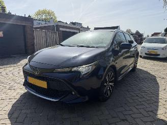 Voiture accidenté Toyota Corolla Touring Sports 1.2 Turbo Dynamic NAP 2021/1