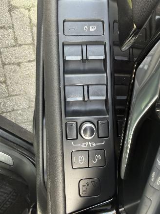 Land Rover Range Rover Evoque 2.0 D180 AWD R-Dynamic picture 12