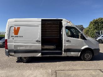Volkswagen Crafter 30 2.0 TDI L2H2 BM AIRCO picture 5