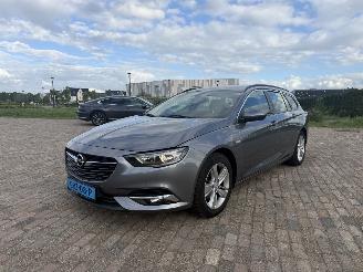 uszkodzony samochody osobowe Opel Insignia SPORTS TOURER 1.6 CDTI AUTOMAAT 2019/1