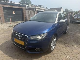 Avarii autoturisme Audi A1 1.6 TDI 2012/1