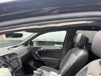 Volkswagen Tiguan 1.5 TSI R LINE AUTOMAAT NAP!! picture 24