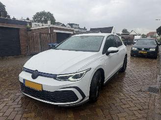 damaged passenger cars Volkswagen Golf 1.4 eHybrid GTE 2020/1