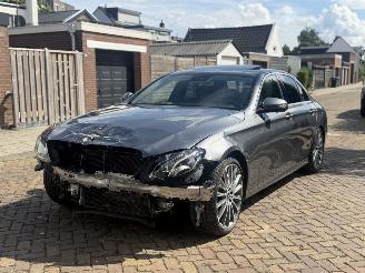 Voiture accidenté Mercedes E-klasse E400 4 Matic 2017/1