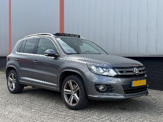 škoda osobní automobily Volkswagen Tiguan 1.4 TSI R LINE NAP PANO 2014/1