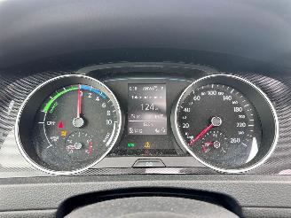 Volkswagen Golf 1.4 TSI / GTE / DSG / PANO picture 9