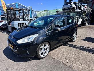 krockskadad bil auto Ford B-Max 1.6 TI-VCT / AUTOMAAT / PANO / TITANIUM 2013/8