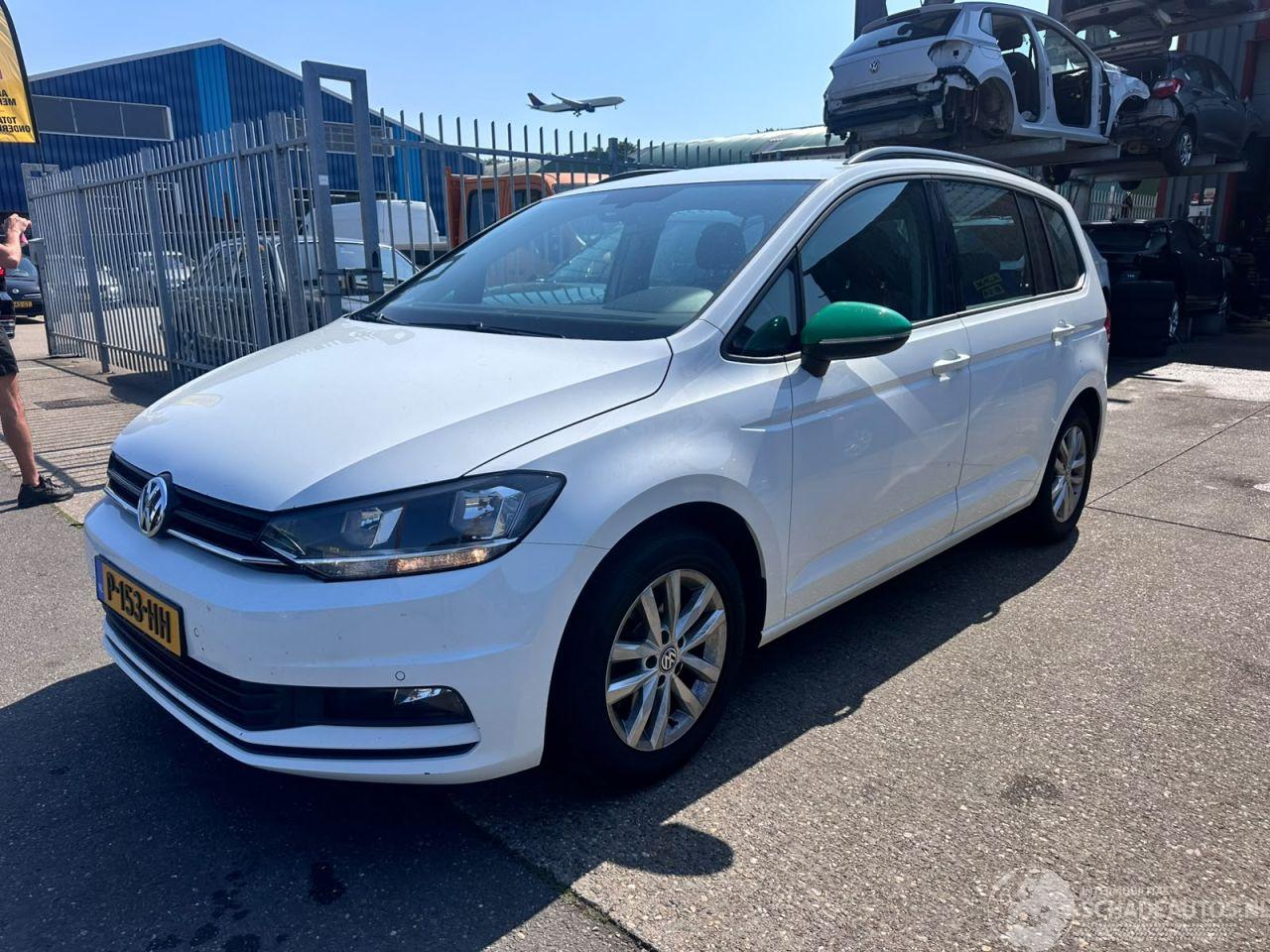 Volkswagen Touran 1.0 TSI 7 PERSOON