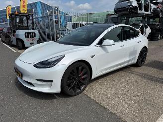Schadeauto Tesla Model 3 PERFORMANCE AWD 75 KWH 2019/12