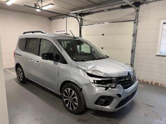 Avarii autoturisme Renault Kangoo  2025/3