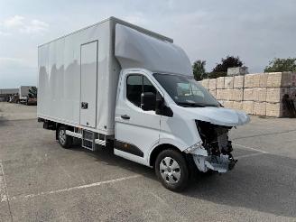 Unfallwagen Renault Master // 1200 KM // 2025/12