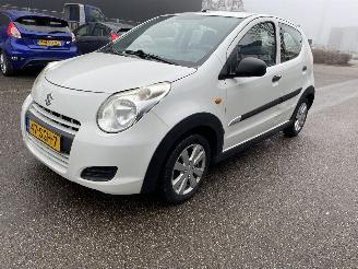 krockskadad bil auto Suzuki Alto 1.0 5drs 2011/1
